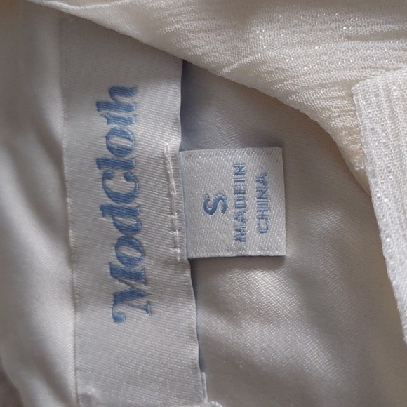 NWT ModCloth Size Small Sleeveless Metallic Pleated Bow Accent Mini Dress - Picture 5 of 15